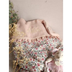 Plaid couverture doudou prénom personnalisé broderie fait main patchwork chambre bébé cadeau naissance anniversaire double