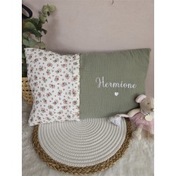 Coussin tissu fait main décoration cadeau naissance chambre prénom personnalisé broderie rectangle