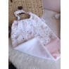 Serviette bavoir maternelle élastique prénom personnalisé broderie fait main enfant cantine