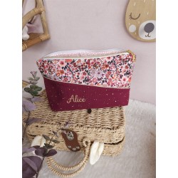 Trousse toilette prénom personnalisé broderie rangement fait main maquillage enfant langer pochette maquillage