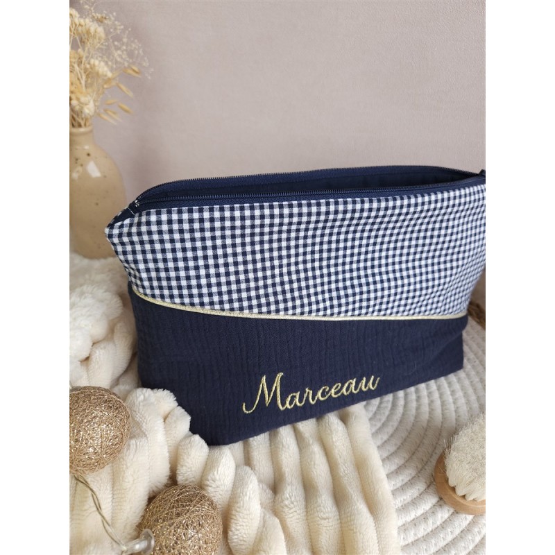 Trousse toilette prénom personnalisé broderie rangement fait main maquillage enfant langer pochette maquillage Trousse toilette prénom personnalisé broderie rangement fait main maquillage enfant langer pochette maquillage