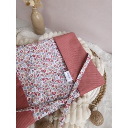 protège carnet santé prénom personnalisé broderie fait main cadeau naissance tissu bébé double gaze