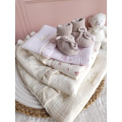 Sac pochon pochette prénom personnalisé broderie fait main enfant  range doudou vetement cadeau naissance