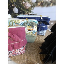 Trousse toilette frou frou prénom personnalisé broderie rangement fait main maquillage enfant langer pochette maquillage