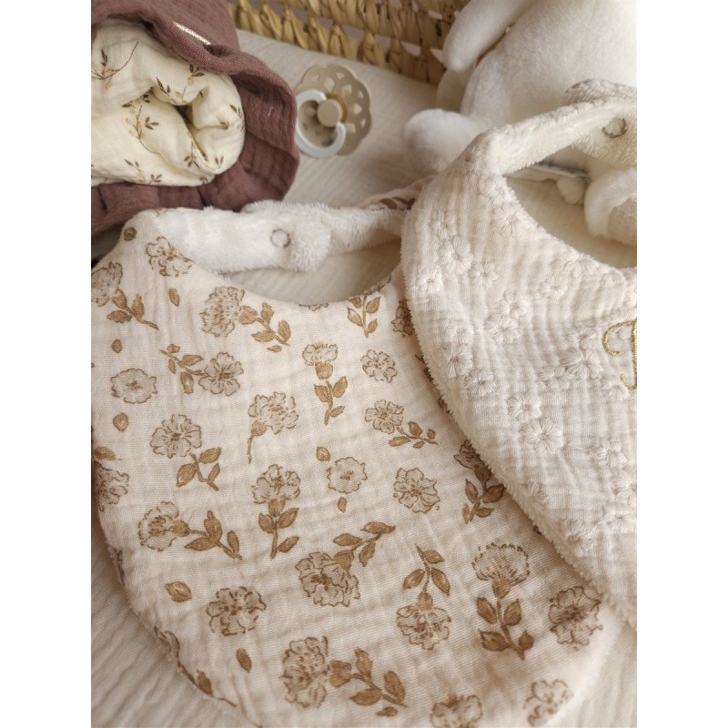 Bavoir bandana personnalisation prénom brodeuse choix tissu fait main éponge bambou double gaze