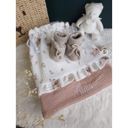 Sac pochon pochette prénom personnalisé broderie fait main enfant  range doudou vetement cadeau naissance