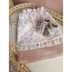 Sac pochon pochette prénom personnalisé broderie fait main enfant  range doudou vetement cadeau naissance