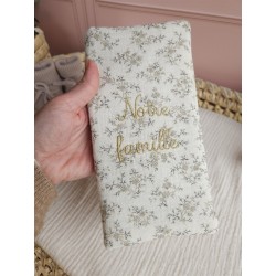protège livret famille prénom personnalisé broderie fait main cadeau mariage tissu