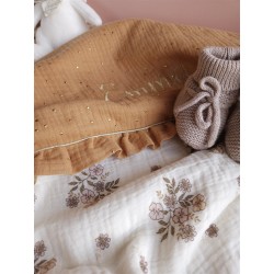 Plaid couverture doudou prénom personnalisé broderie fait main patchwork chambre bébé cadeau naissance anniversaire double gaze