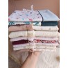 protège carnet santé prénom personnalisé broderie fait main cadeau naissance tissu bébé double gaze