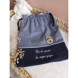 Sac pochon pochette prénom personnalisé broderie fait main enfant  range doudou vetement cadeau naissance