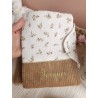 protège carnet santé prénom personnalisé broderie fait main cadeau naissance tissu bébé double gaze