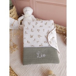 protège carnet santé prénom personnalisé broderie fait main cadeau naissance tissu bébé double gaze