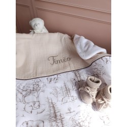 Plaid couverture doudou prénom personnalisé broderie fait main patchwork chambre bébé cadeau naissance anniversaire double gaze