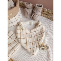 Bavoir bandana personnalisation prénom brodeuse choix tissu fait main éponge bambou double gaze