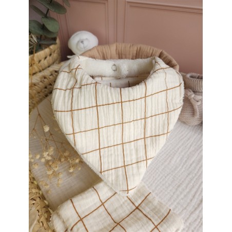 Bavoir bandana personnalisation prénom brodeuse choix tissu fait main éponge bambou double gaze