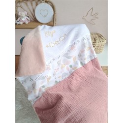 Plaid couverture doudou prénom personnalisé broderie fait main patchwork chambre bébé cadeau naissance anniversaire double gaze