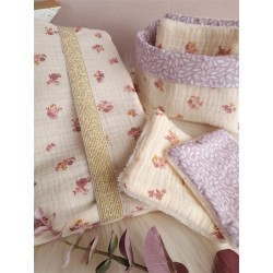 pochette langer nomade prénom personnalisé broderie fait main cadeau naissance tissu change bébé couches accessoires