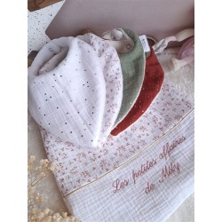 Bavoir bandana personnalisation prénom brodeuse choix tissu fait main éponge bambou double gaze