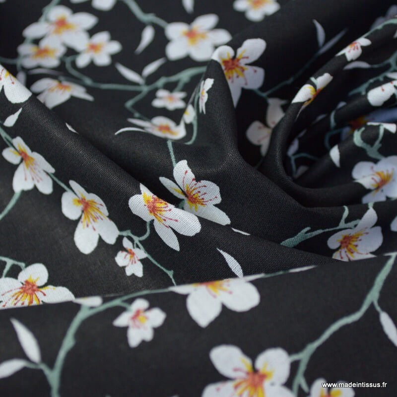 Motifs fleurs amandier noir